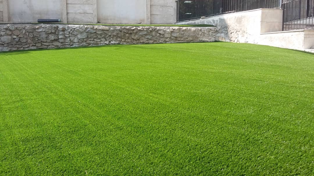 فضای سبز ویلا در کردان