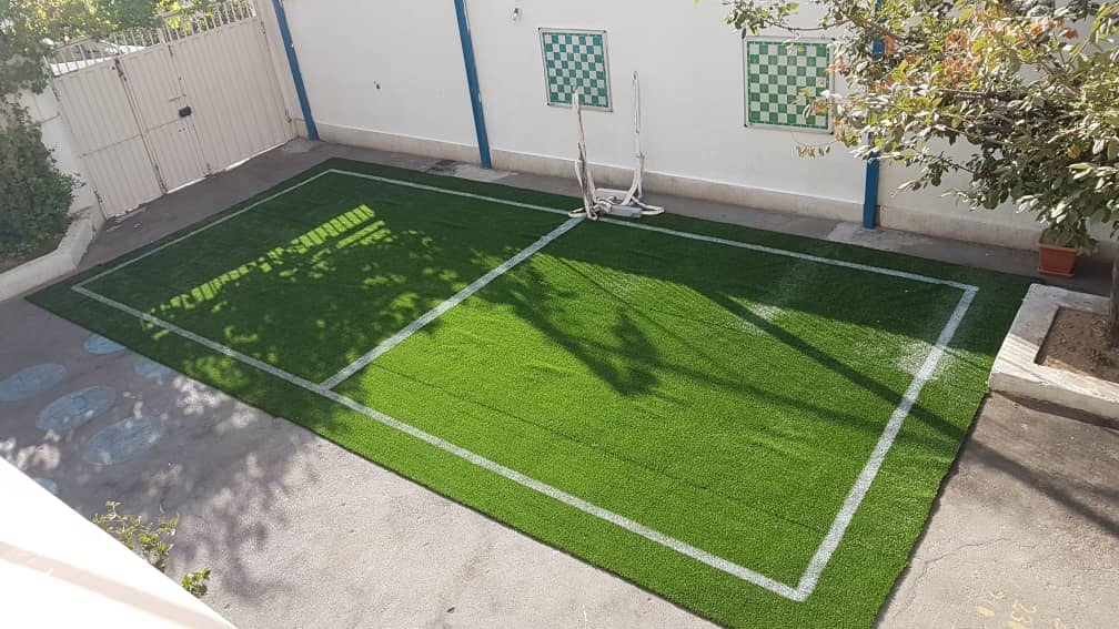 اجرای زمین فوتبال مدرسه قرآن و عترت